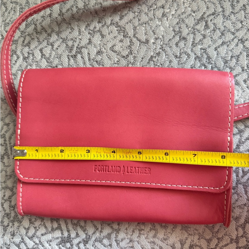 Portland Leather Goods Basic Belt Bag in Tulip (Retired Color!) - Picture 6 of 7